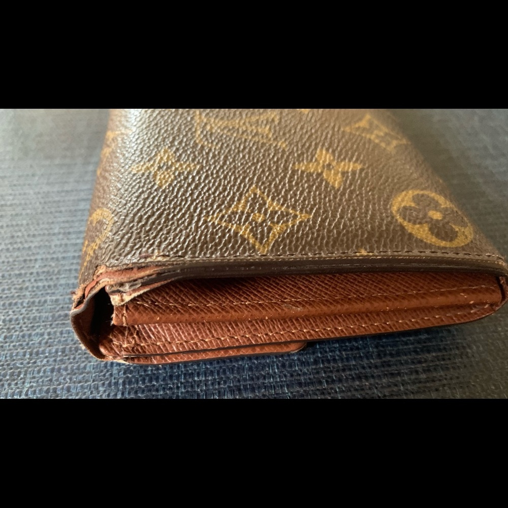 💯 Authentic Monogram wallet-Used - Picture 5 of 8